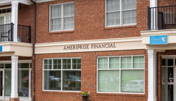 is ameriprise financial a fiduciary
