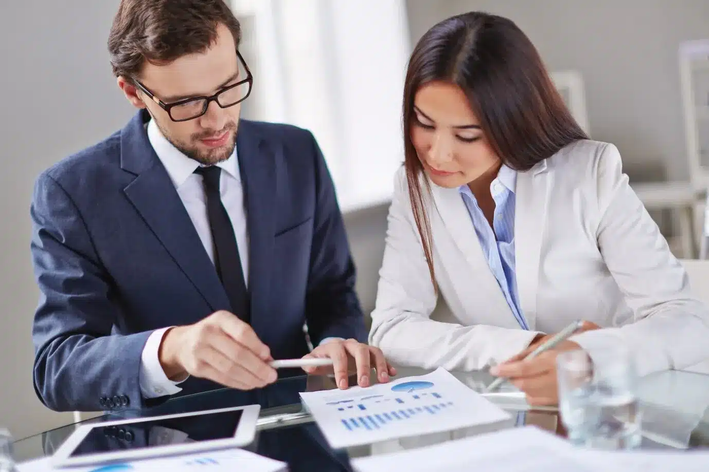 7 Pillars for Selecting a Financial Advisor